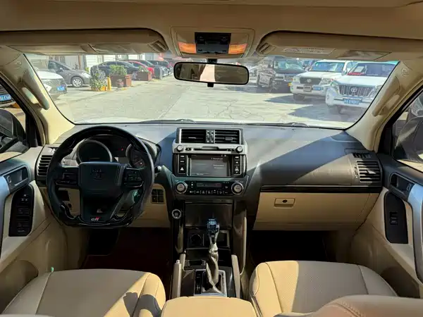 Toyota Prado 2018