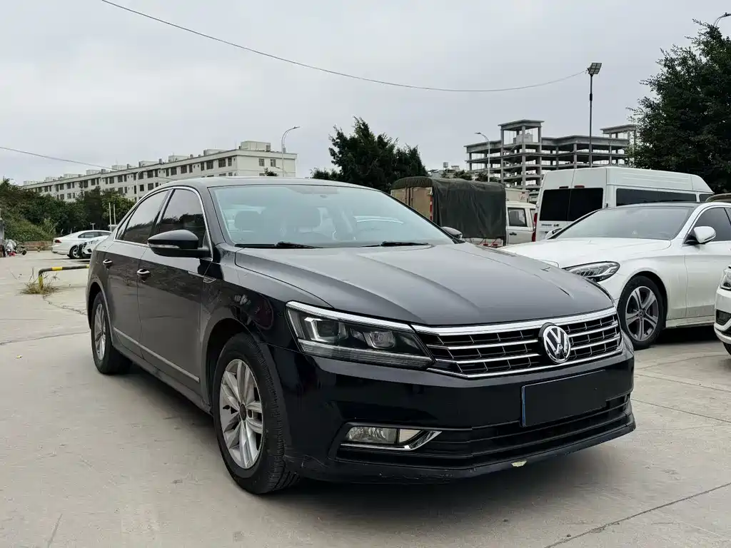 Volkswagen Passat 2017 — фото 3