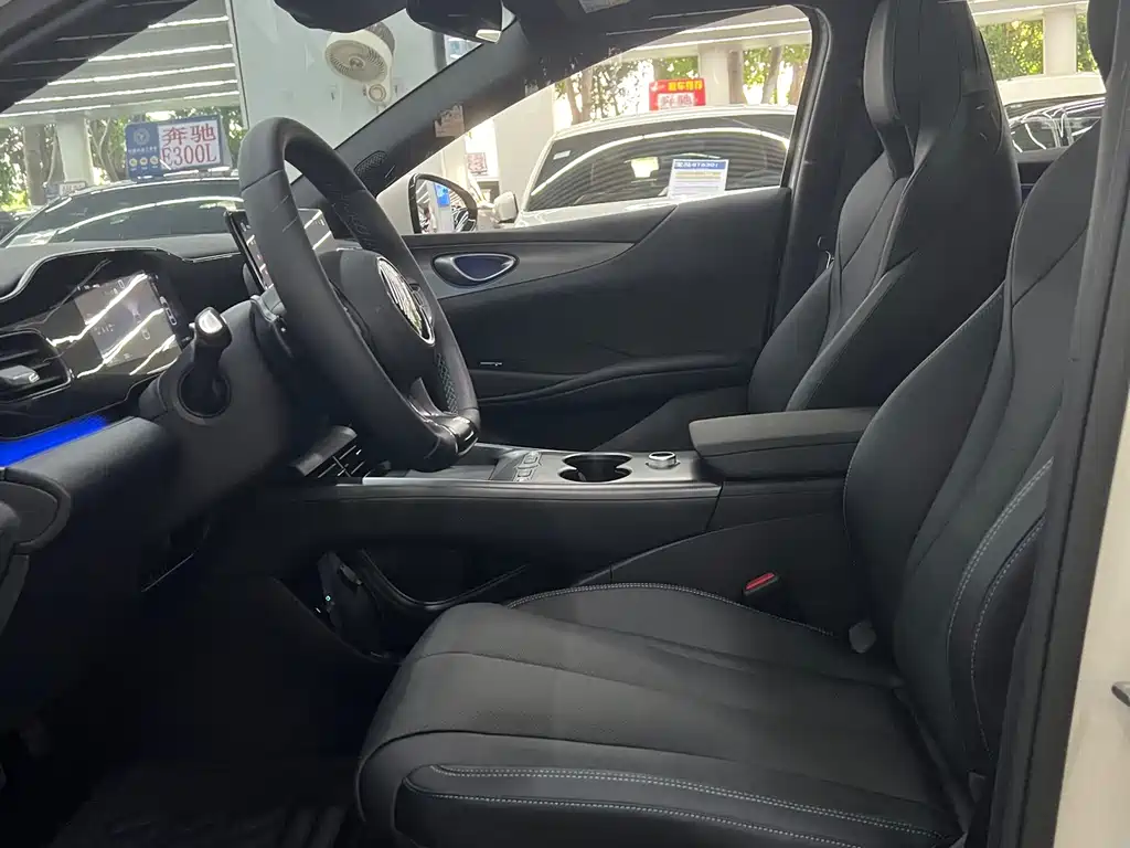 BYD Seal 06 2025