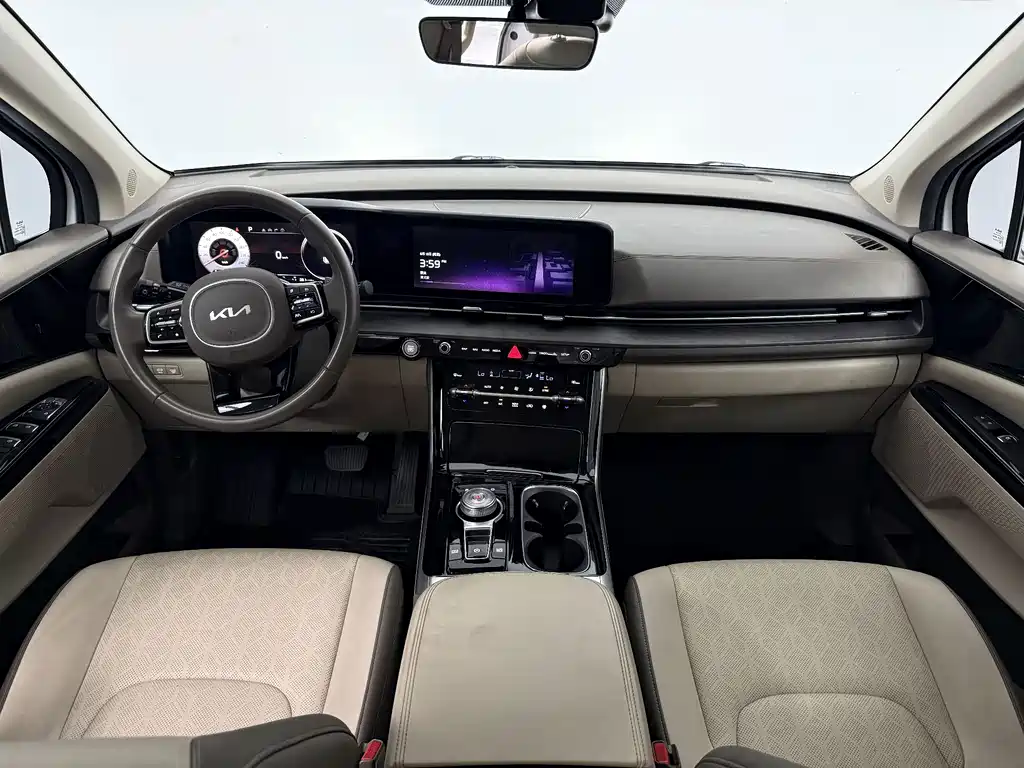 Kia Carnival 2022 — фото 14