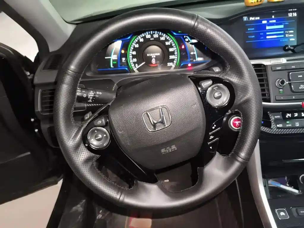 Honda Accord 2017 — фото 3
