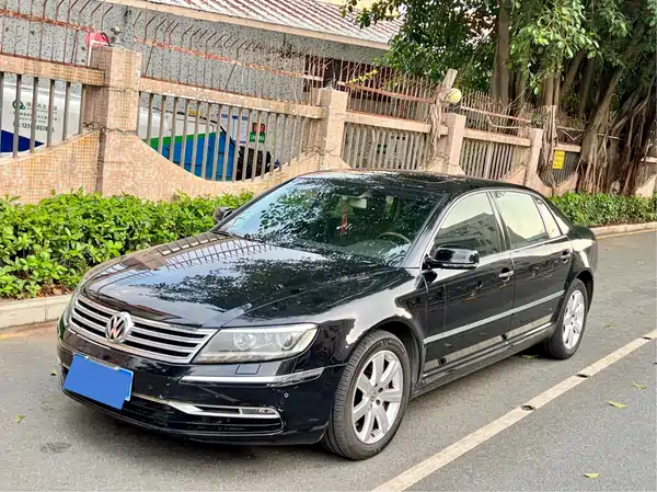 Volkswagen Phaeton 2012