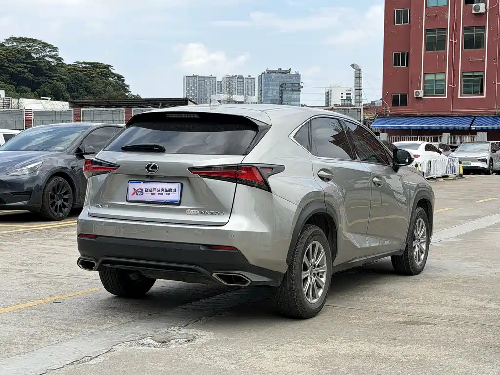 Lexus NX 2020 — фото 7