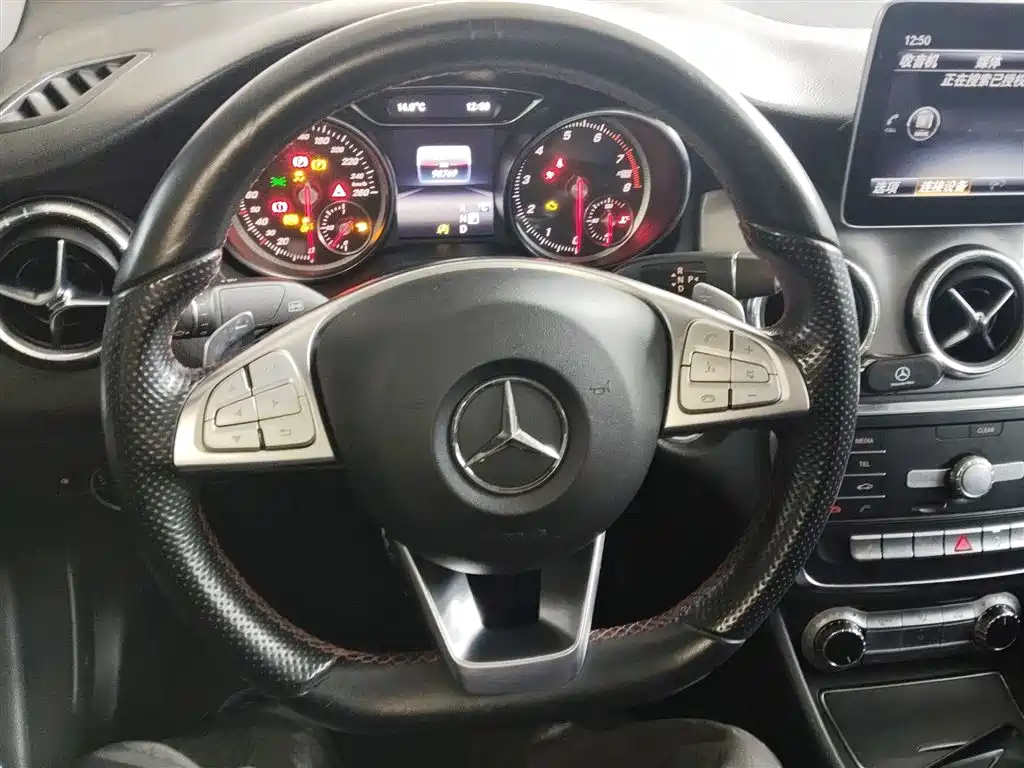 Mercedes-Benz CLA 2018 — фото 11