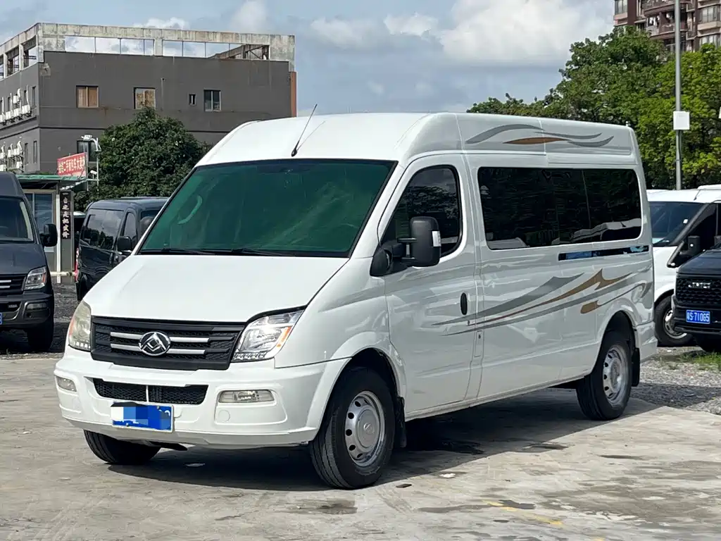 Maxus V80 2022