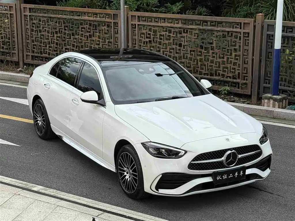 Mercedes-Benz C-Class 2026 — фото 10