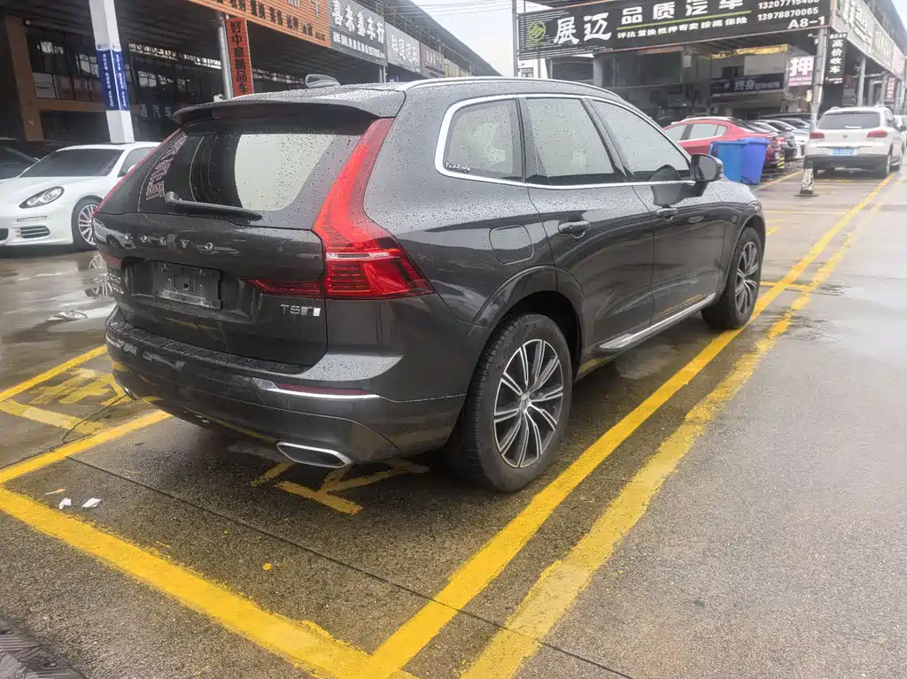 Volvo XC60 2020 — фото 9