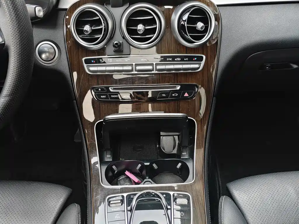 Mercedes-Benz GLC 2019 — фото 12