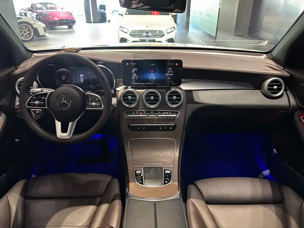 Mercedes-Benz GLC 2023 — фото 12