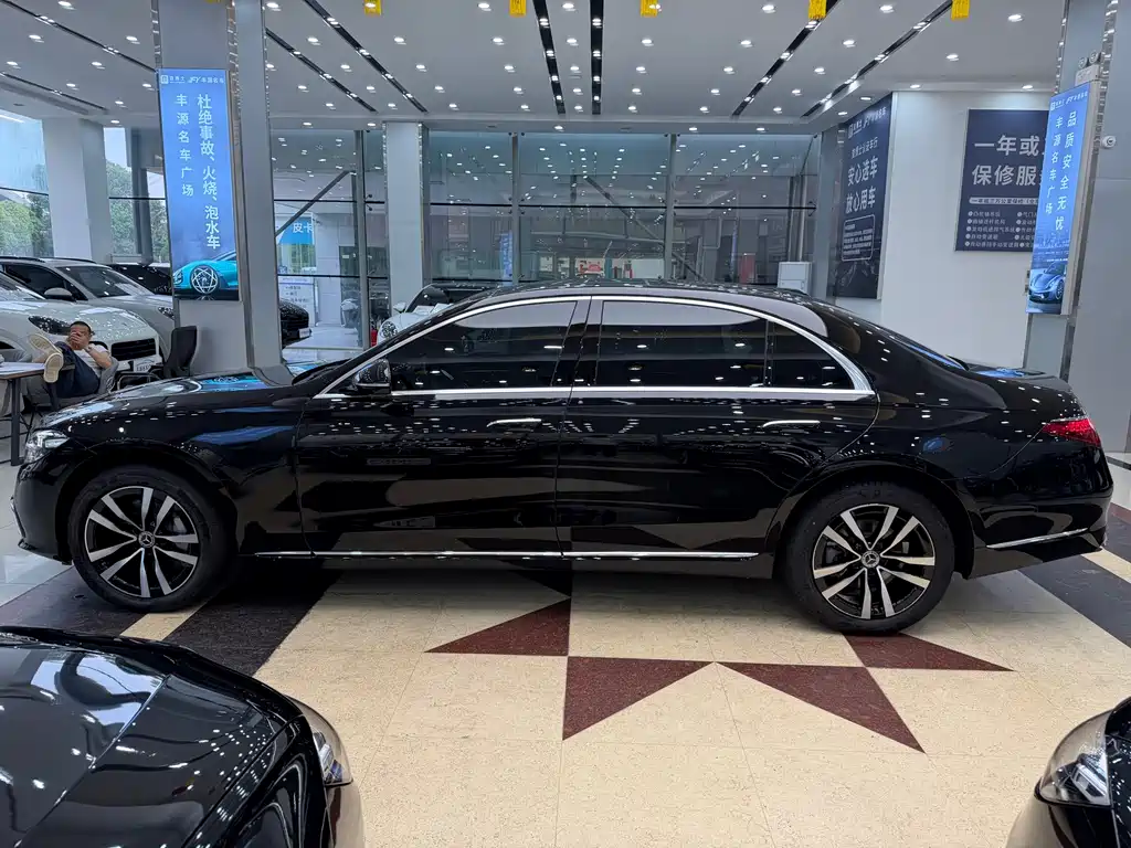 Mercedes-Benz S-Class 2023 — фото 26