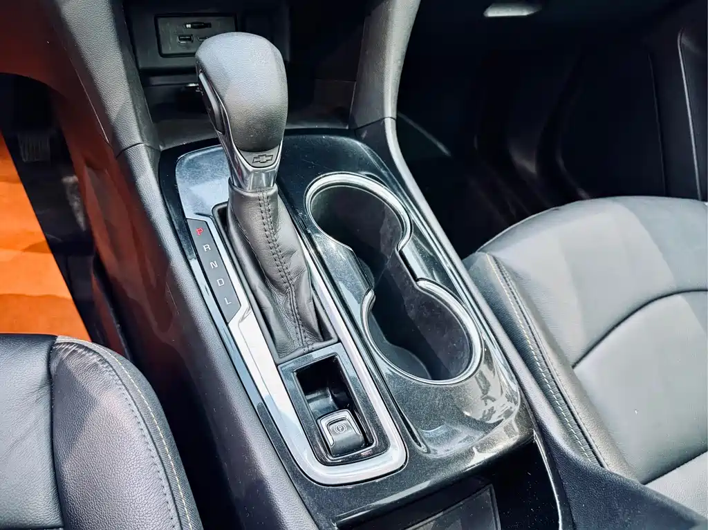 Chevrolet Equinox 2020 — фото 16