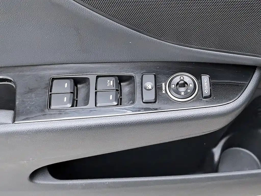Hyundai Mistra 2016 — фото 9