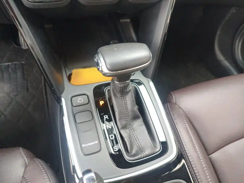 GAC Motor Trumpchi GS4 2018 — фото 7
