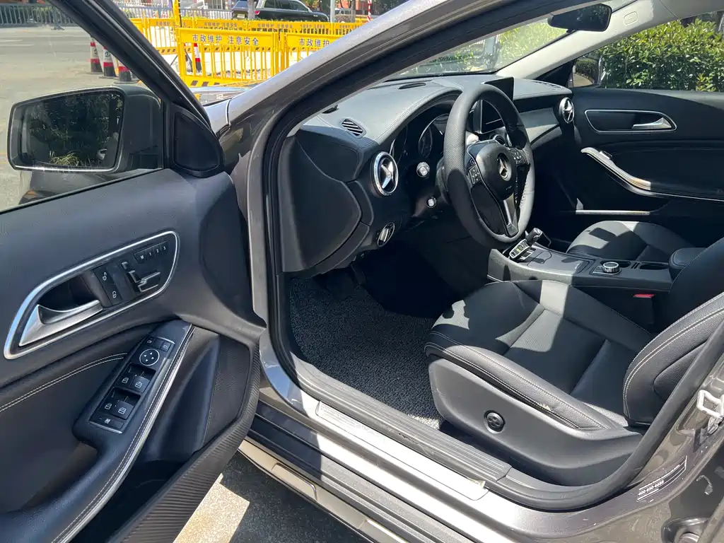 Mercedes-Benz GLA 2016 — фото 8