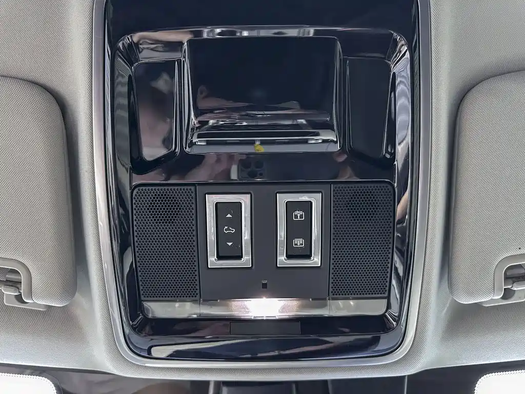 Land Rover Sport 2015 — фото 19