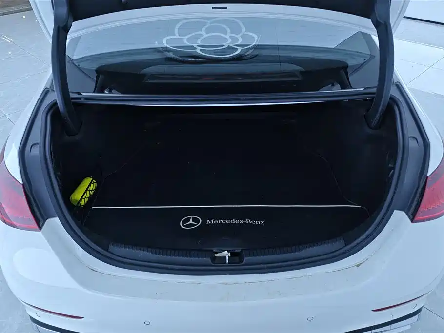 Mercedes-Benz C-Class 2022 — фото 4