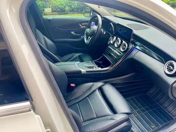 Mercedes-Benz C-Class 2019