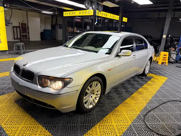 BMW 7 Series 2004