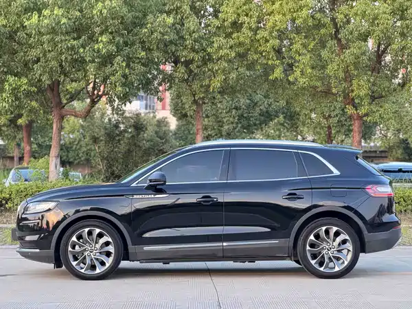Lincoln Nautilus 2023