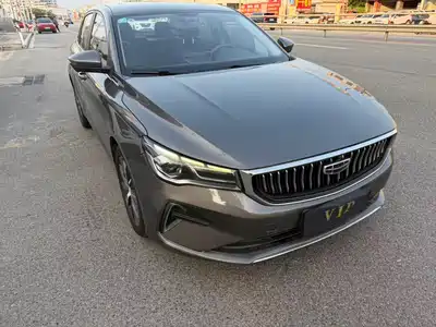 Geely Emgrand 2022