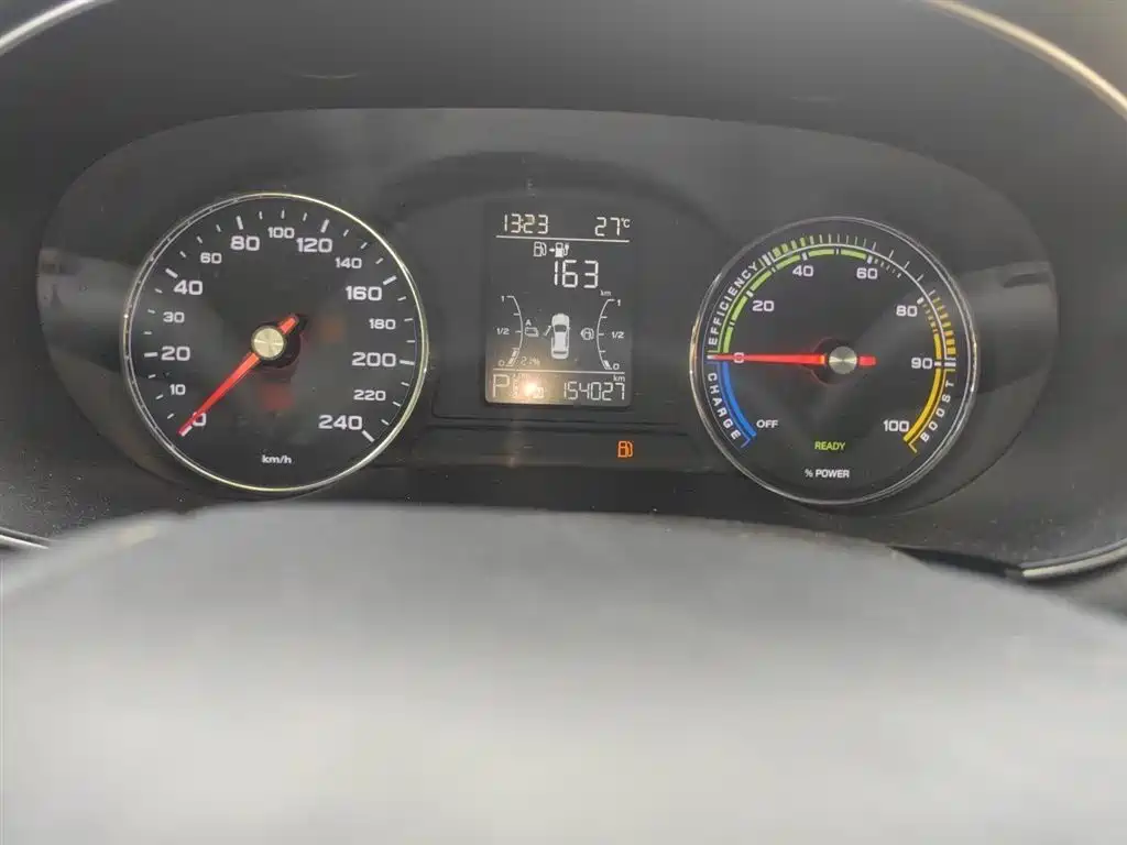 Roewe i6 MAX New Energy 2021 — фото 4