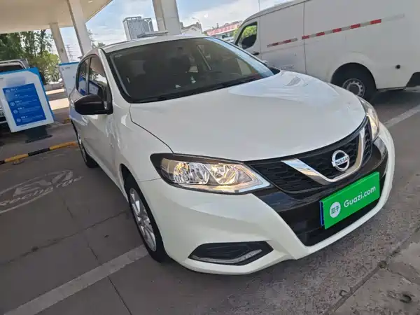 Nissan Tiida 2022