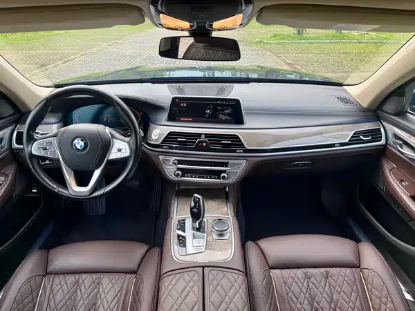 BMW 7 Series 2019
