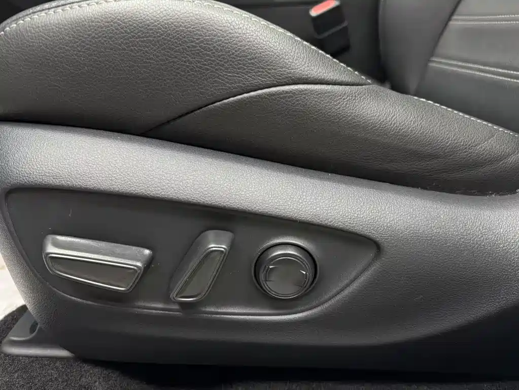 Toyota Wildlander 2021 — фото 10