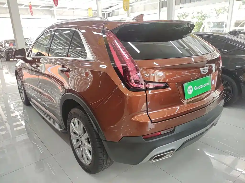 Cadillac XT4 2019 — фото 5