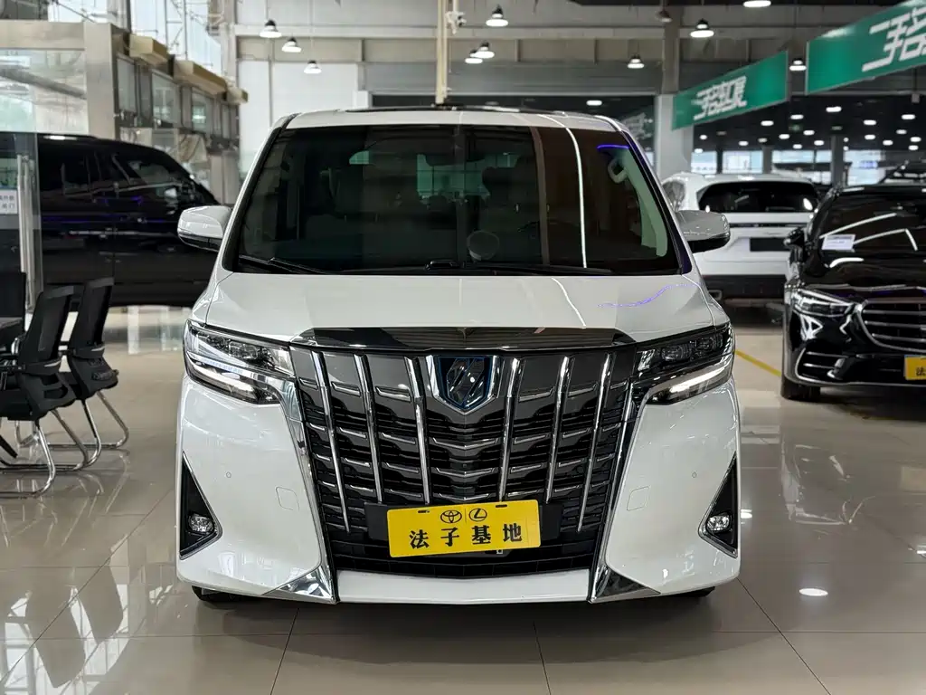 Toyota Alphard 2020 — фото 2