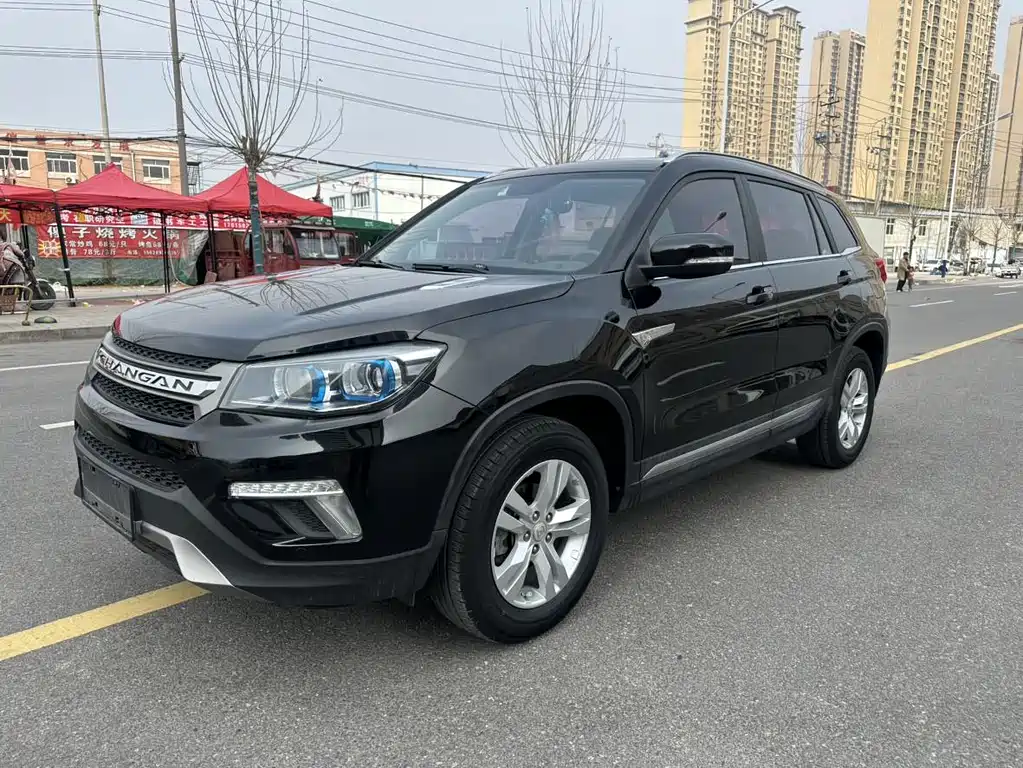 Changan CS75 2017 — фото 1