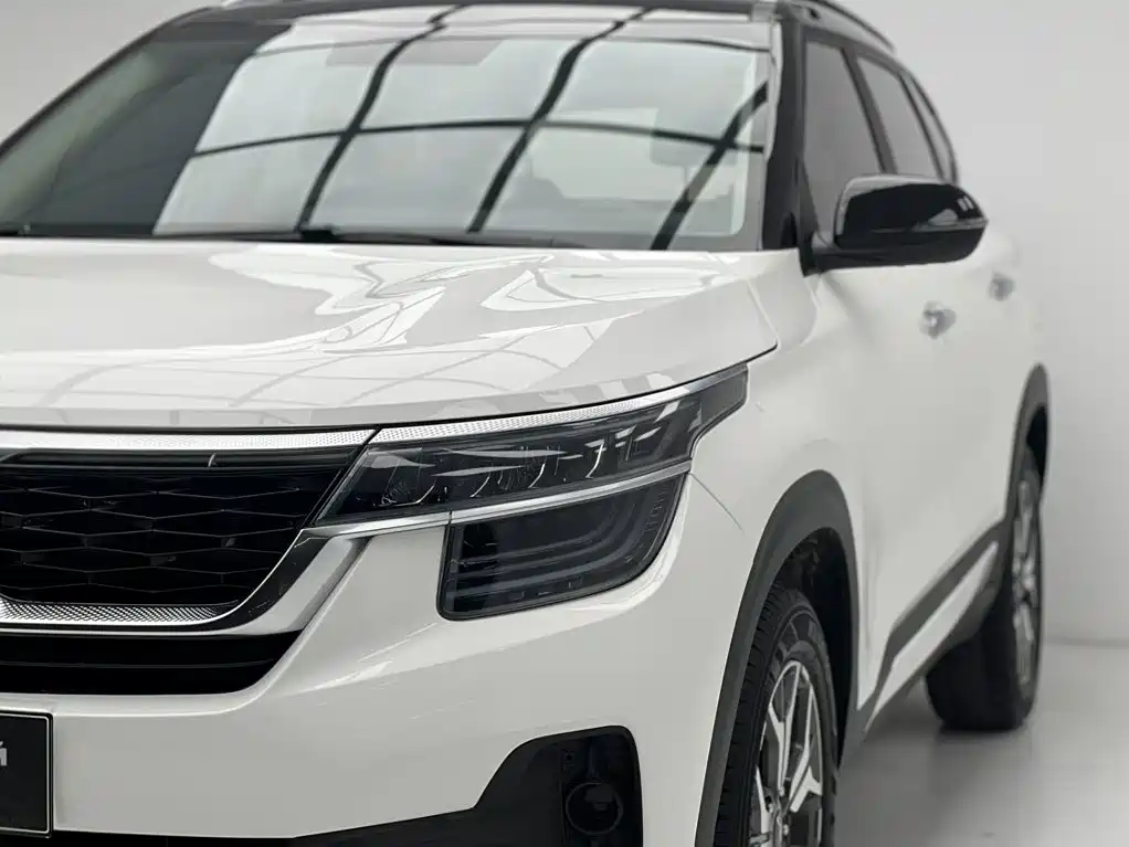 Kia KX3 Proud Running 2022