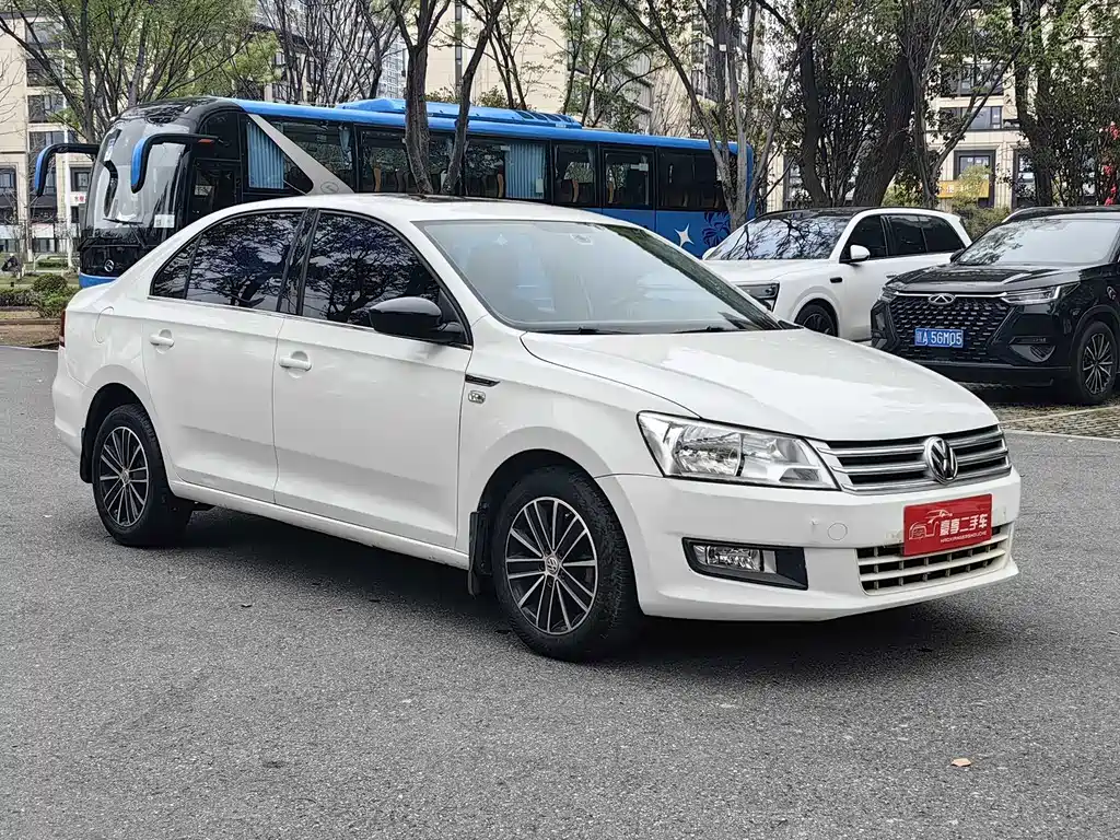 Volkswagen Santana 2014