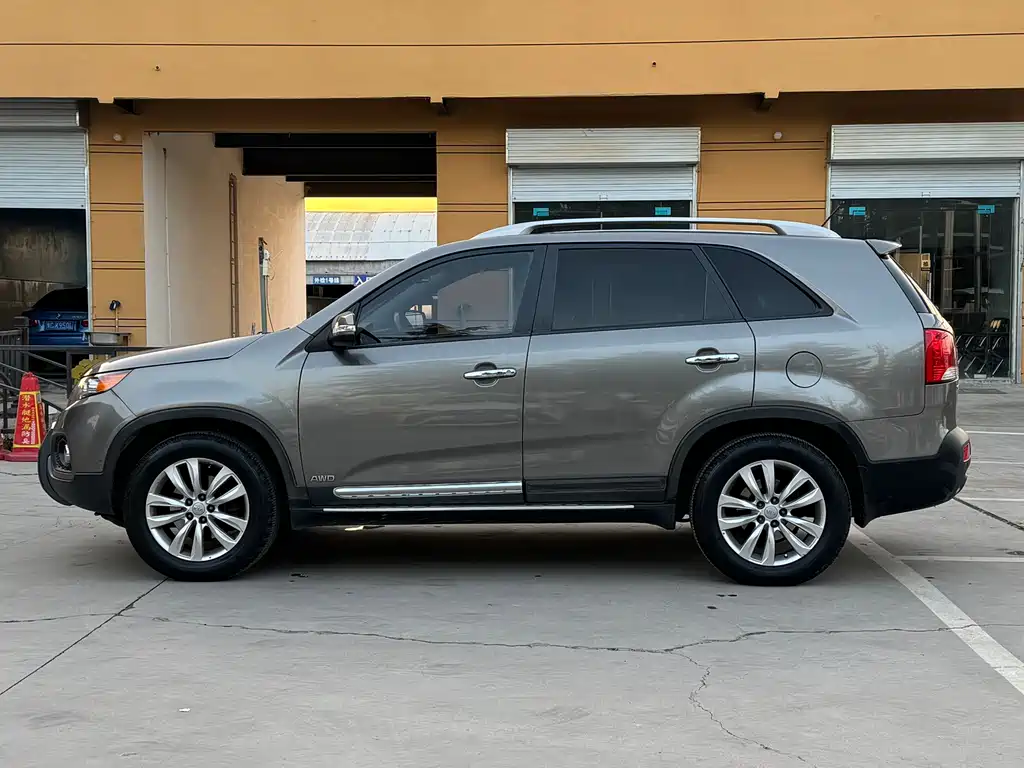 Kia Sorento 2012 — фото 16