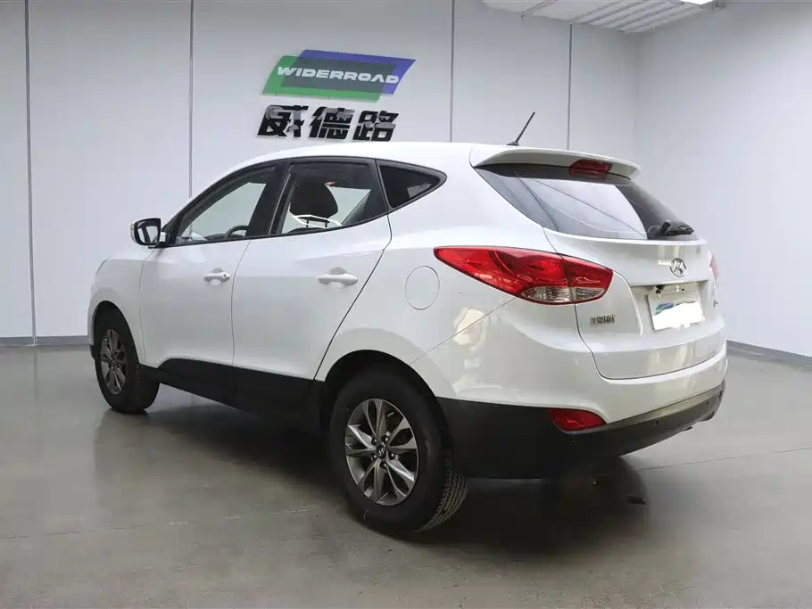 Hyundai ix35 2015 — фото 4