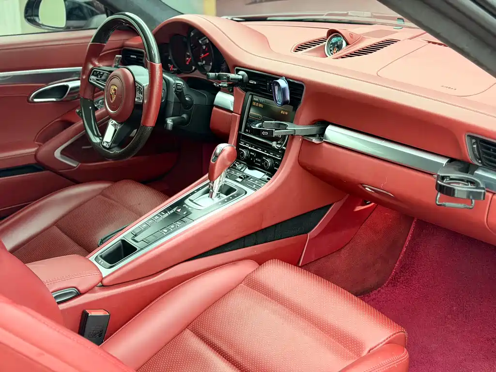 Porsche 911 2015 — фото 10