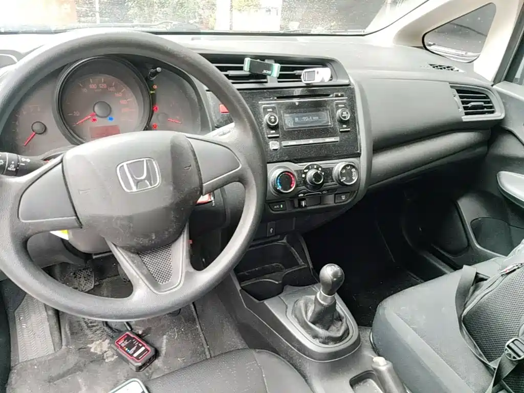 Honda Fit 2014 — фото 10