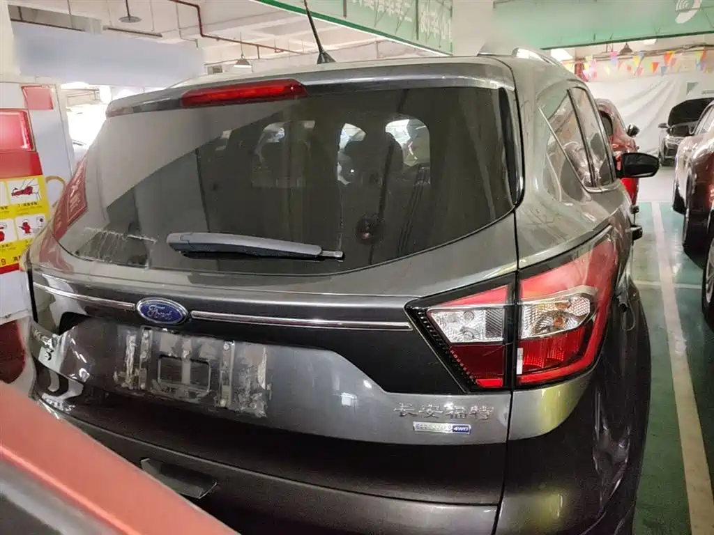 Ford Kuga 2019 — фото 6