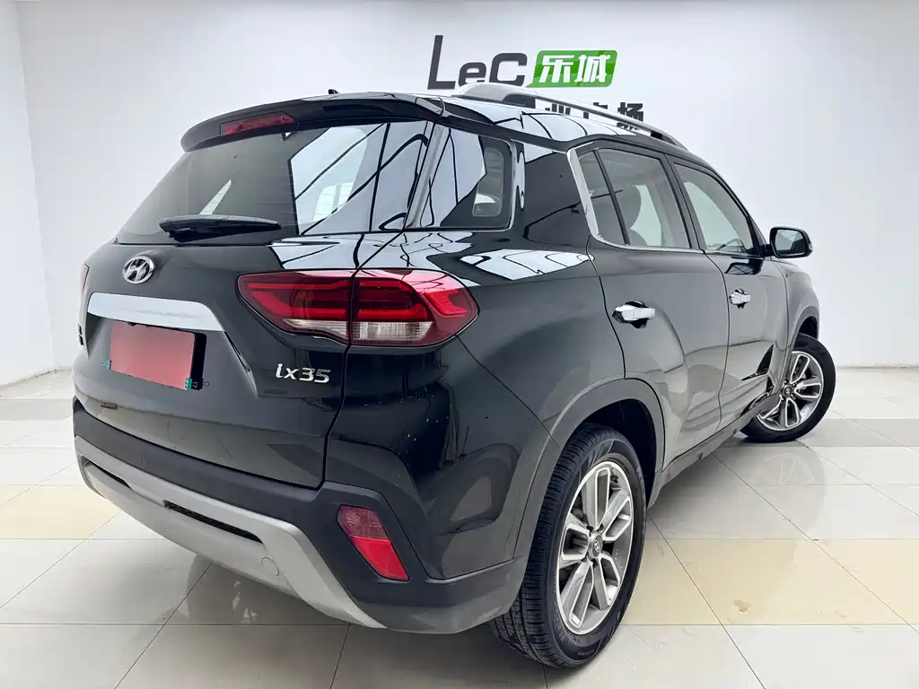 Hyundai ix35 2018 — фото 14