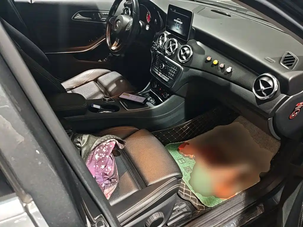 Mercedes-Benz GLA 2018 — фото 25