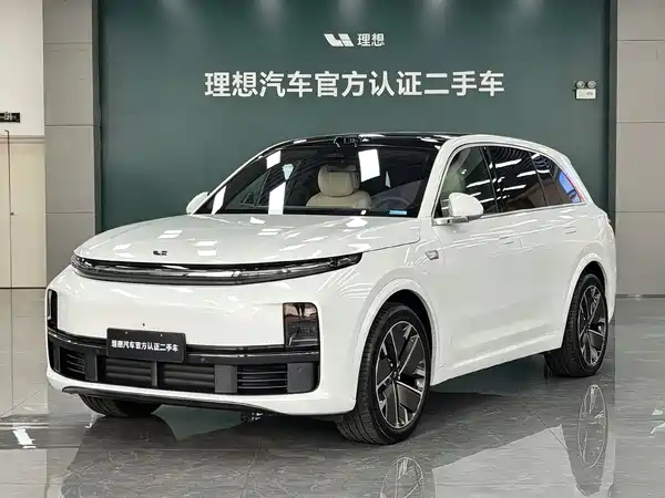 Li Auto L7 2025