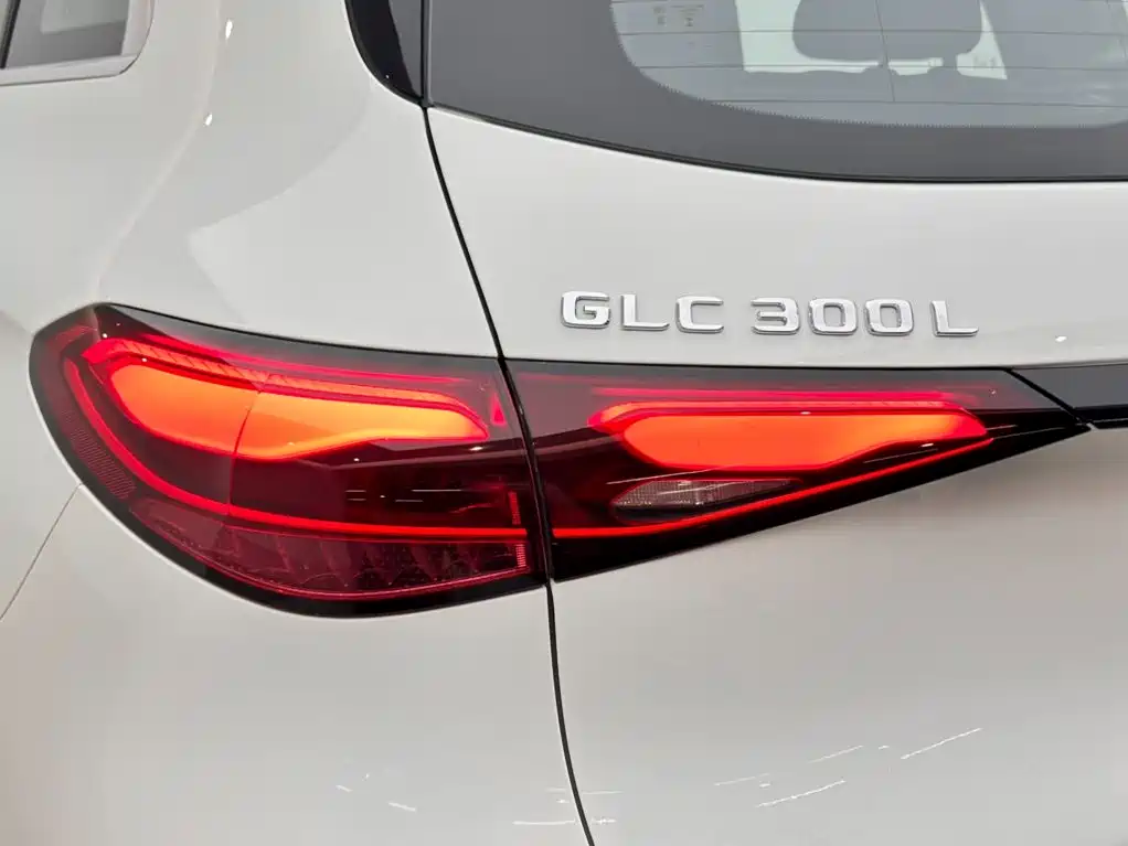 Mercedes-Benz GLC 2023 — фото 22