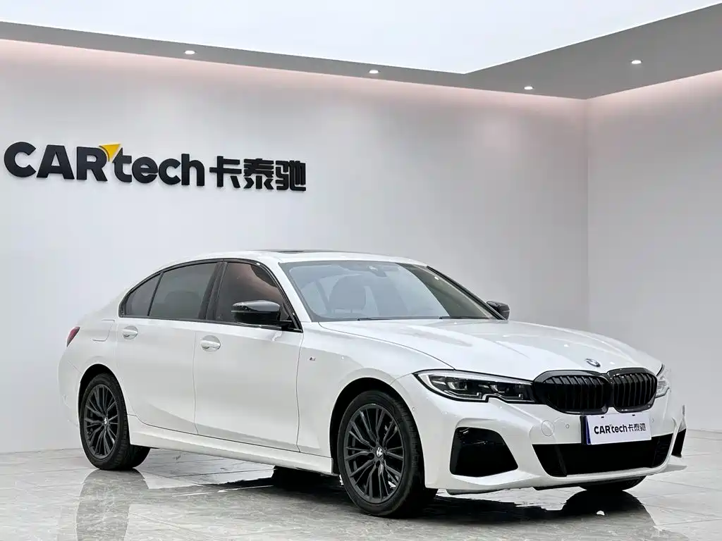 BMW 3 Series 2021