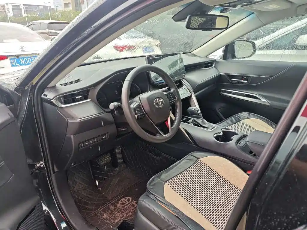 Toyota Harrier 2023 — фото 9