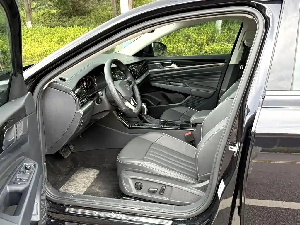 Volkswagen Passat 2021