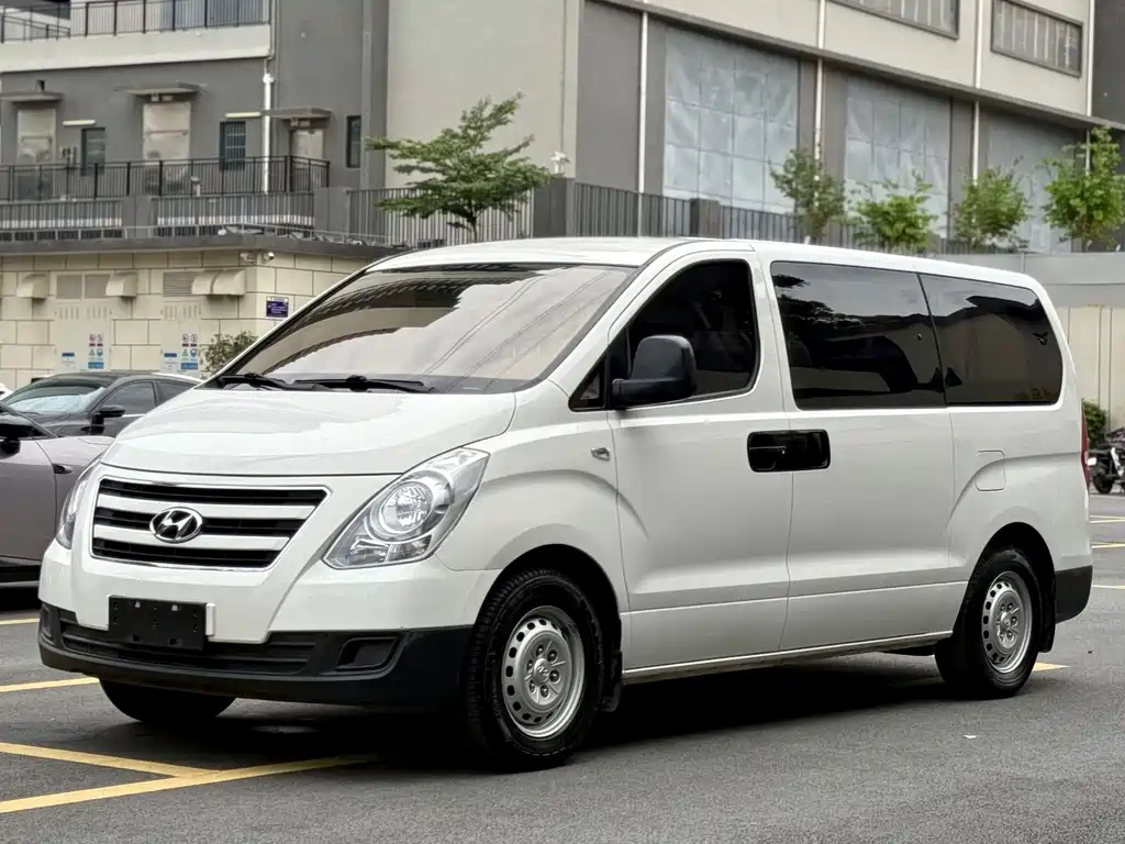 Hyundai H-1 2016 — фото 4