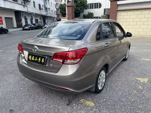 BAIC Motor E Series 2014