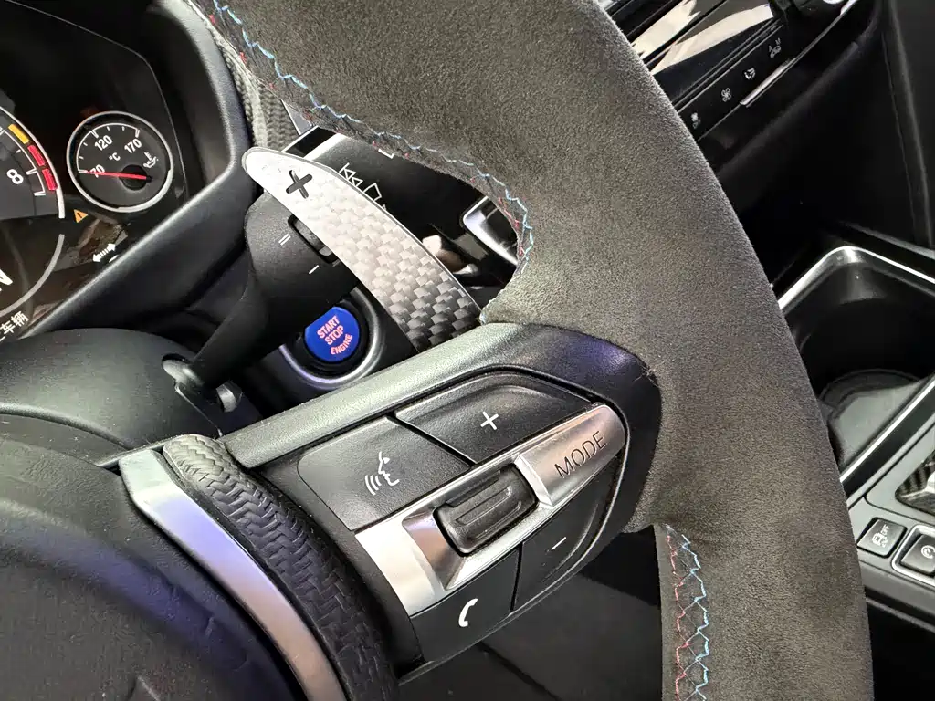 BMW M4 2016 — фото 12