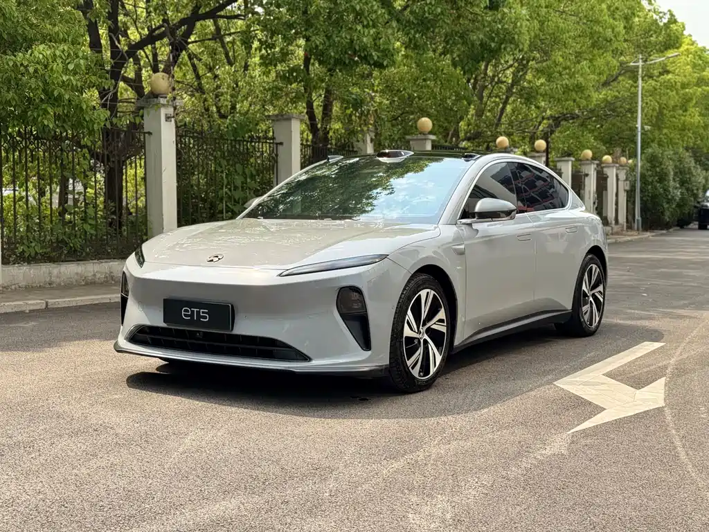 NIO ET5 2023