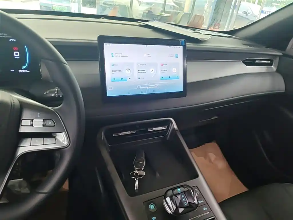 BYD Qin PLUS 2025 — фото 10